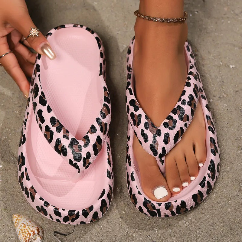 TeddyFlops Cushioned Heart Platform
