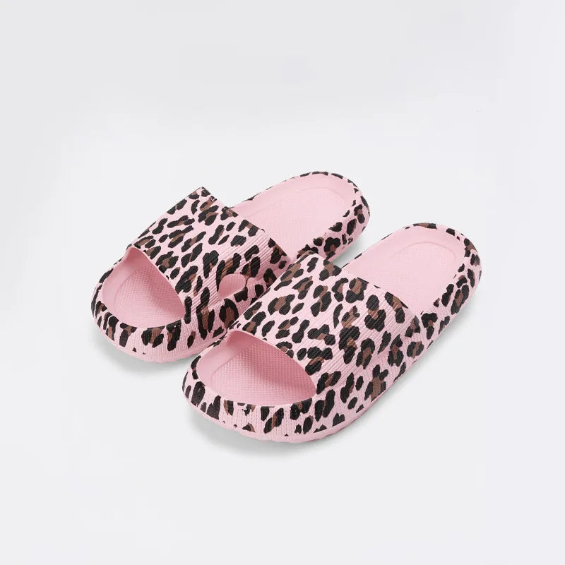 TeddyFeet Claquettes Panter en édition limitée