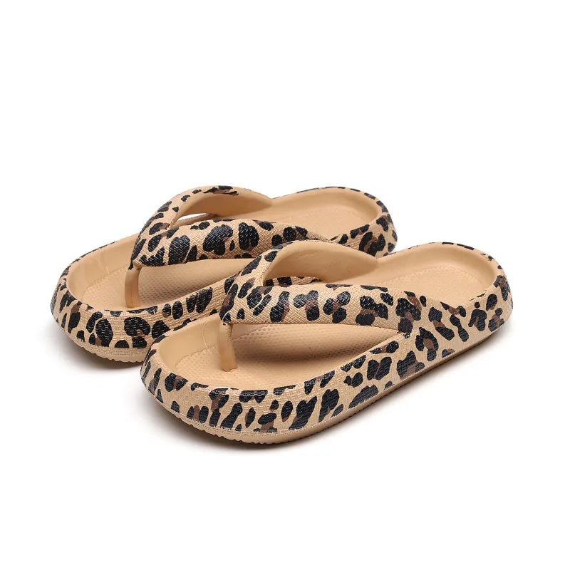 TeddyFlops Cushioned Heart Platform