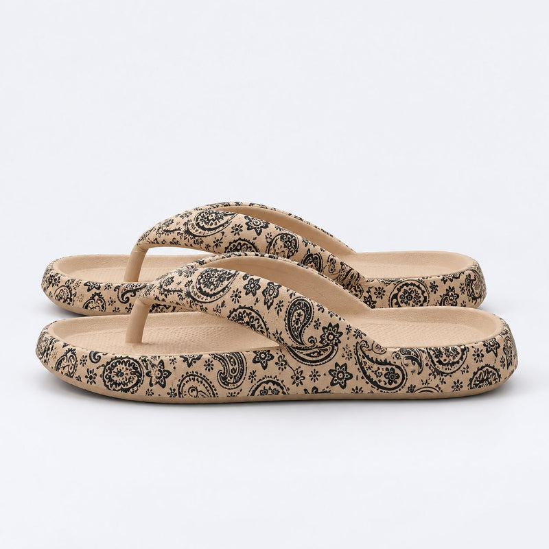 TeddyFlops Cushioned Heart Platform