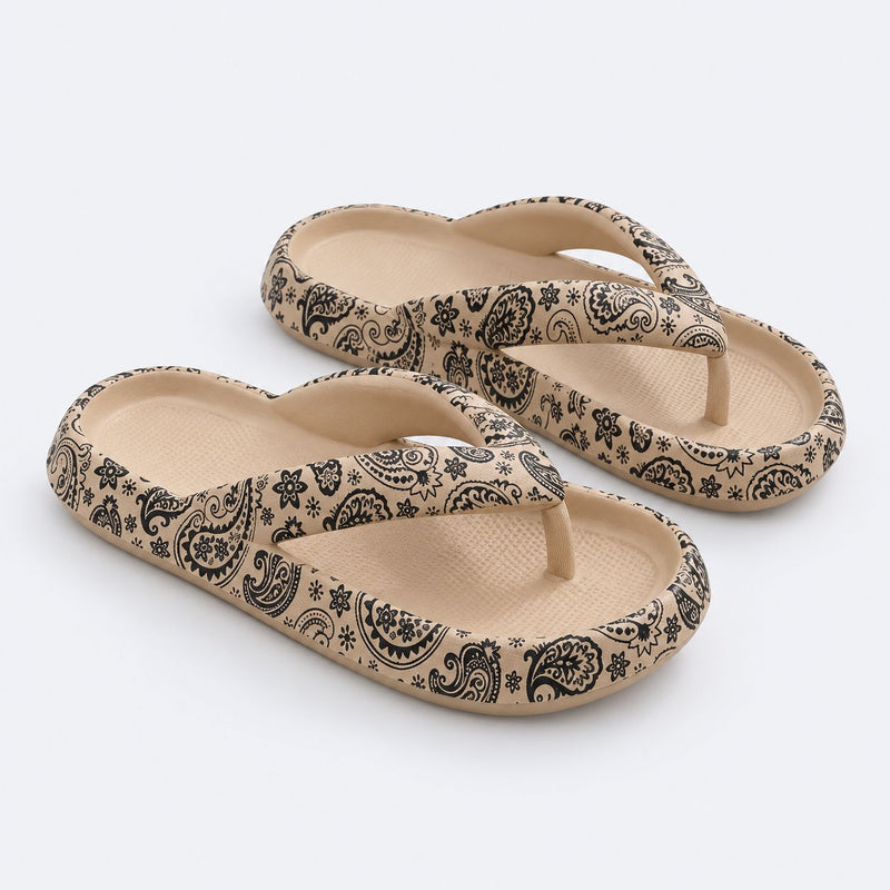 TeddyFlops Cushioned Heart Platform